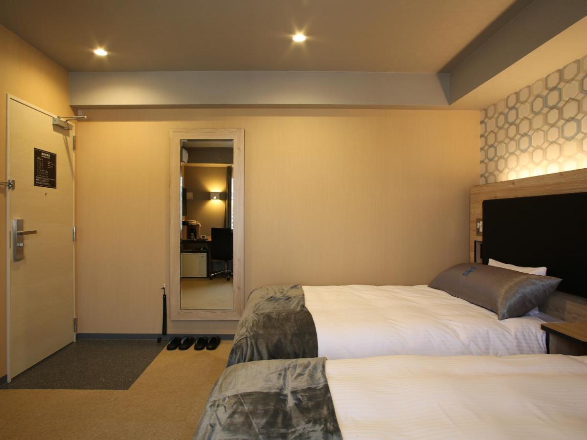 酒店 Rich & Capsule - Artificial Hot Spring Futamata Yunohana 3*